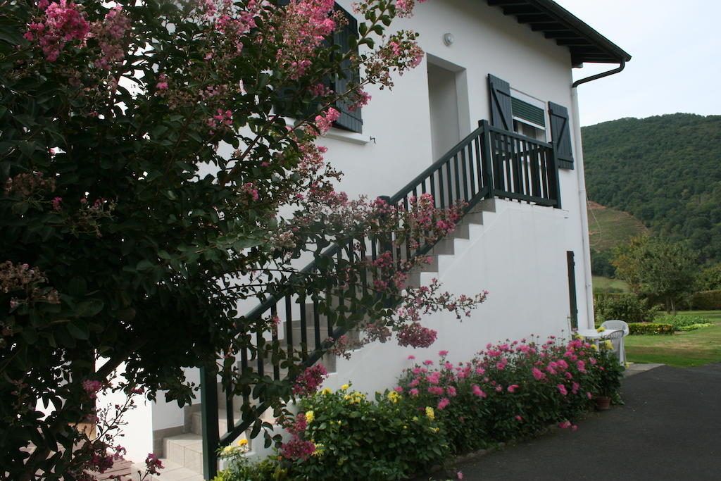 Chambres D'Hotes Chez Pascaline Ispoure Buitenkant foto